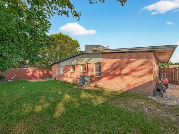 9906 Tolman Street, Houston TX 77034