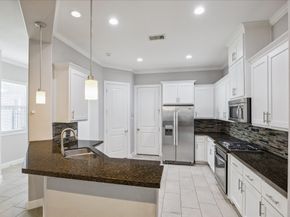 3717 Oakroc Grv, Houston TX 77018