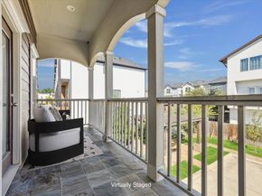 3717 Oakroc Grv, Houston TX 77018