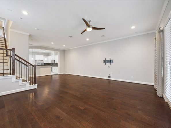 3717 Oakroc Grv, Houston TX 77018