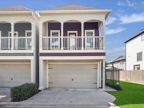 3717 Oakroc Grv, Houston TX 77018