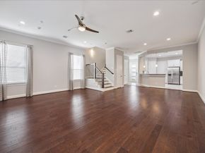 3717 Oakroc Grv, Houston TX 77018