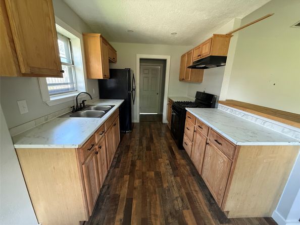 7638 Parker Road, Houston TX 77016