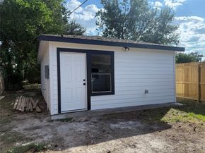 7638 Parker Road, Houston TX 77016