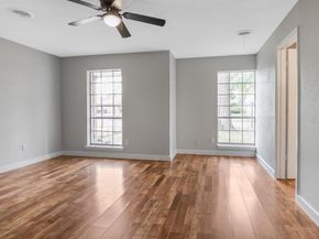 7638 Parker Road, Houston TX 77016