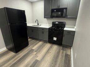 7638 Parker Road, Houston TX 77016