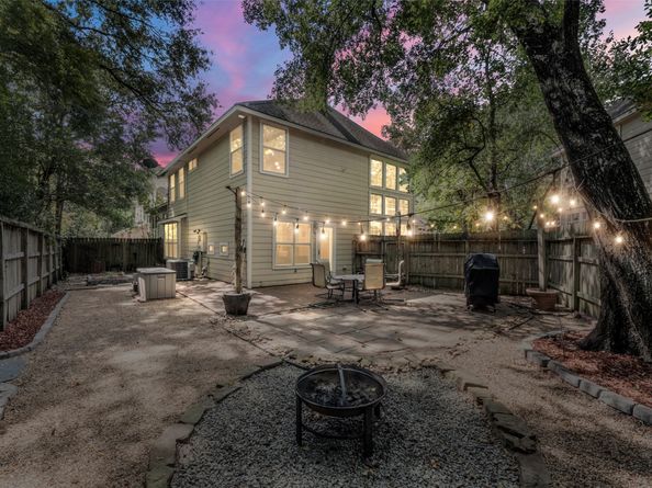 18 Wintergreen Trail, The Woodlands TX 77382
