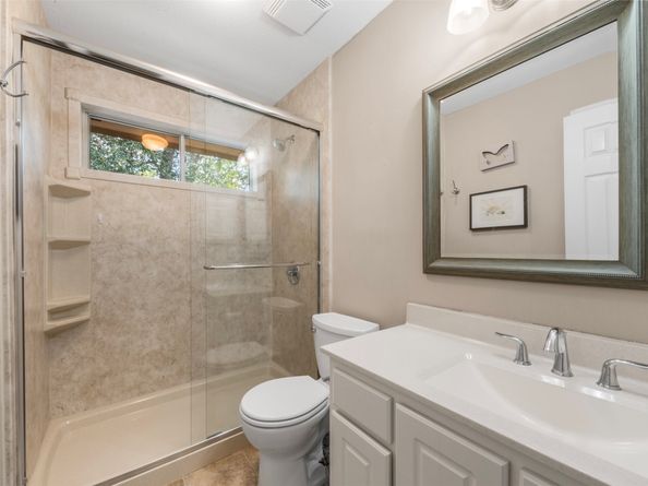 18 Wintergreen Trail, The Woodlands TX 77382