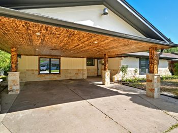 8810 Meadowview Drive