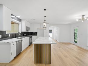 8810 Meadowview Drive, Houston TX 77037