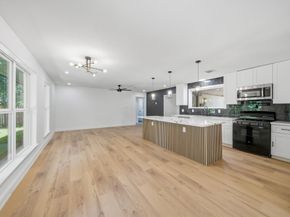 8810 Meadowview Drive, Houston TX 77037