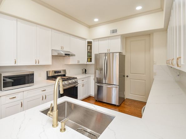 1915 Upland Sky Lane, Houston TX 77043