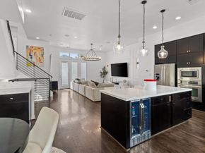 5004 Rose Street, Houston TX 77007