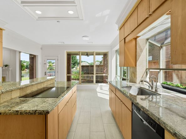 130 S Hall Drive, Sugar Land TX 77478