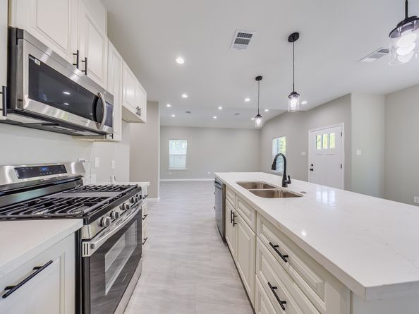 3206 Roland Street, Houston TX 77026