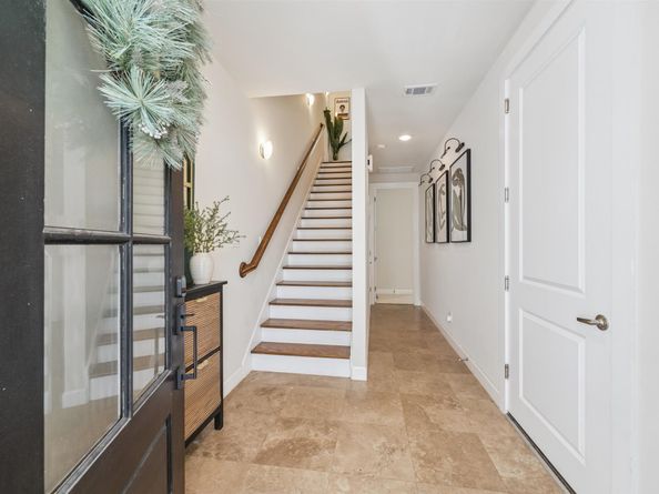 5729 Larkin Street D, Houston TX 77007