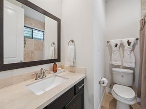 5729 Larkin Street D, Houston TX 77007