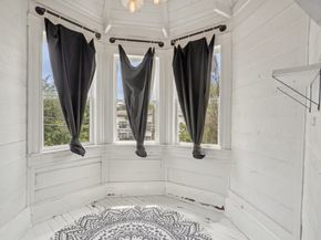 504 Fairview Avenue, Houston TX 77006