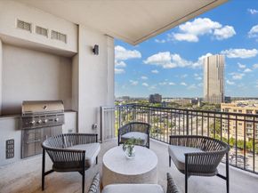 5656 San Felipe Street 1205, Houston TX 77056