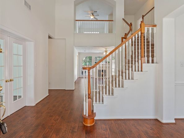 122 N Westwinds Circle, The Woodlands TX 77382