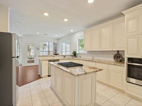 122 N Westwinds Circle, The Woodlands TX 77382