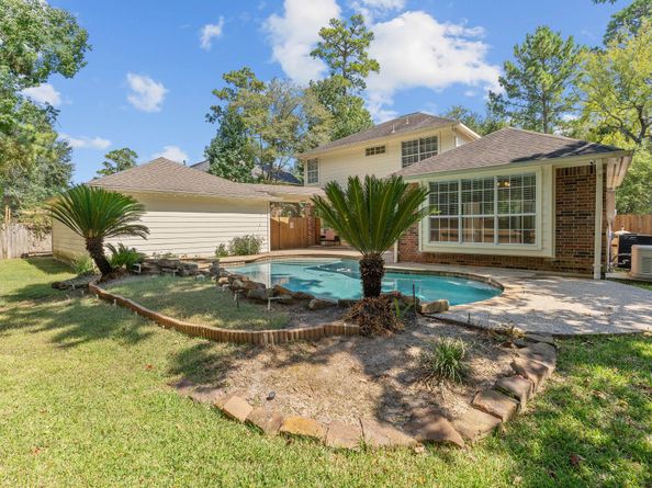 122 N Westwinds Circle, The Woodlands TX 77382