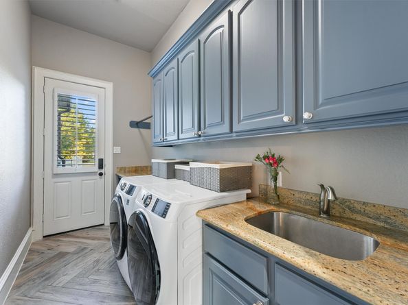 206 Bauer Point Court, The Woodlands TX 77389