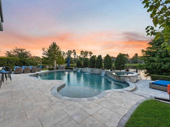 206 Bauer Point Court, The Woodlands TX 77389