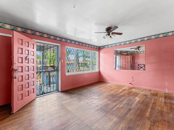 7402 Yoe Street, Houston TX 77016