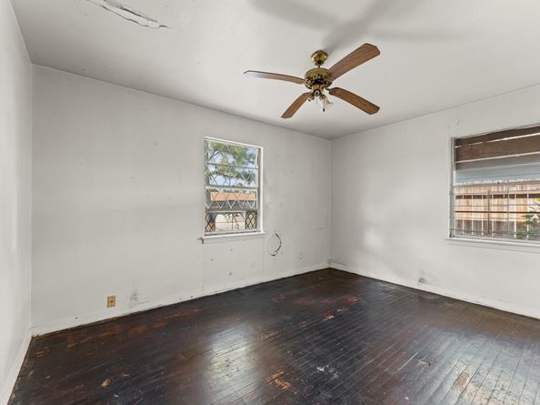 7402 Yoe Street, Houston TX 77016