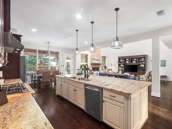 10227 Grape Creek Grove Lane, Cypress TX 77433