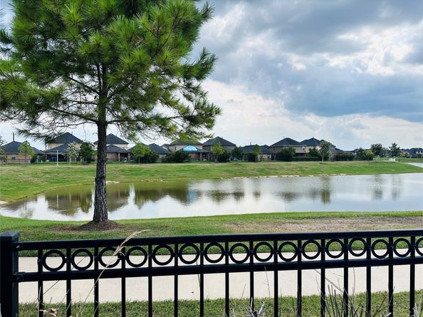 1405 New Urban Way, Houston TX 77047