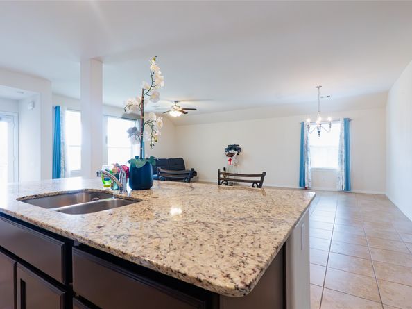 1405 New Urban Way, Houston TX 77047