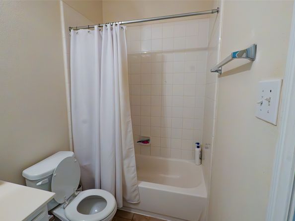 1405 New Urban Way, Houston TX 77047