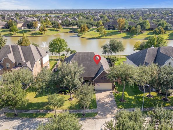 8006 Pacific Spring Lane, Richmond TX 77407