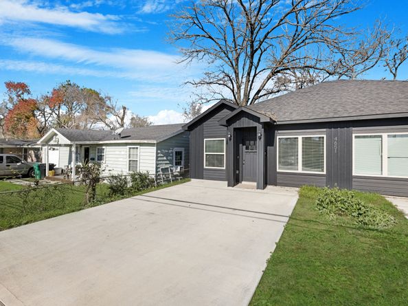 4651 Mallow Street, Houston TX 77051