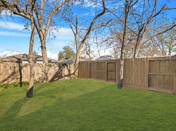 4651 Mallow Street, Houston TX 77051