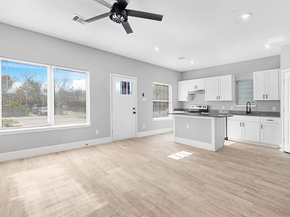 4651 Mallow Street, Houston TX 77051