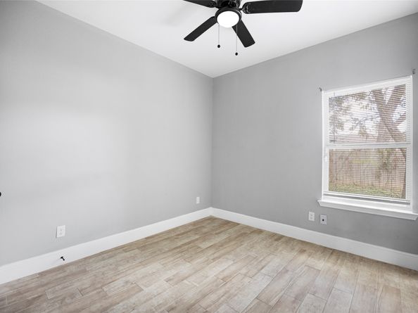 4651 Mallow Street, Houston TX 77051