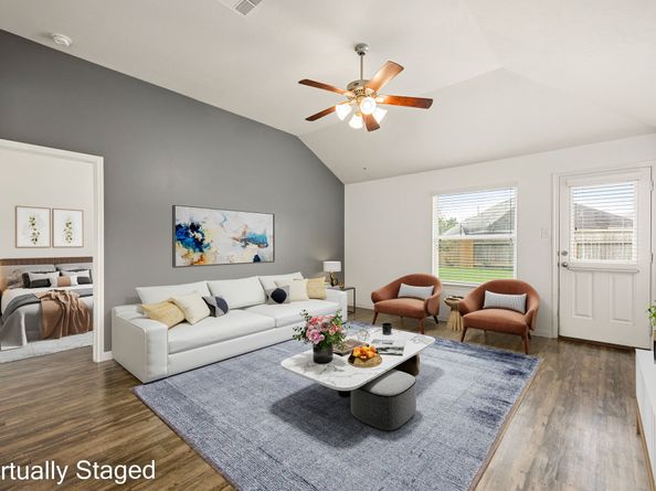 5711 Mid Way, Houston TX 77339