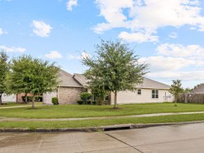 5711 Mid Way, Houston TX 77339