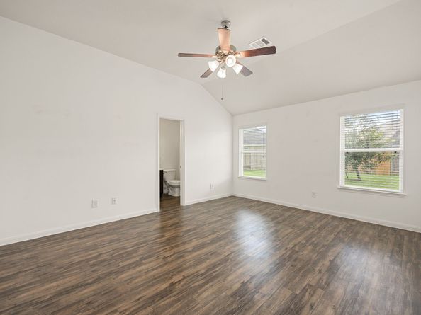 5711 Mid Way, Houston TX 77339