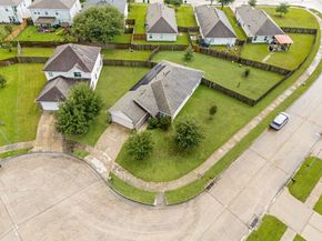 5711 Mid Way, Houston TX 77339