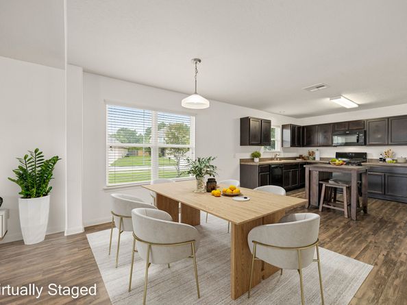 5711 Mid Way, Houston TX 77339
