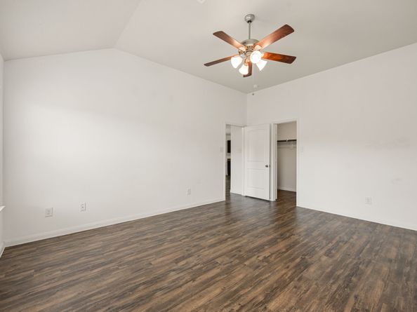 5711 Mid Way, Houston TX 77339