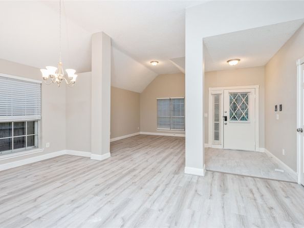 187 Sandpebble Drive, The Woodlands TX 77381
