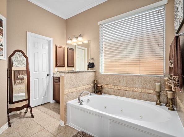 517 W Fork, Webster TX 77598