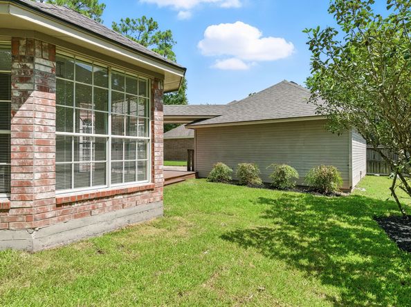2 Rolling Stone Place, The Woodlands TX 77381
