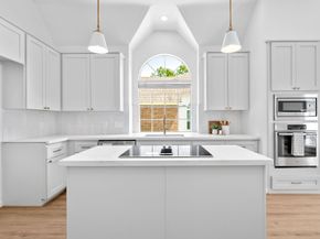 2 Rolling Stone Place, The Woodlands TX 77381