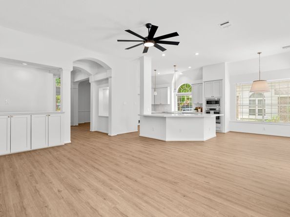 2 Rolling Stone Place, The Woodlands TX 77381